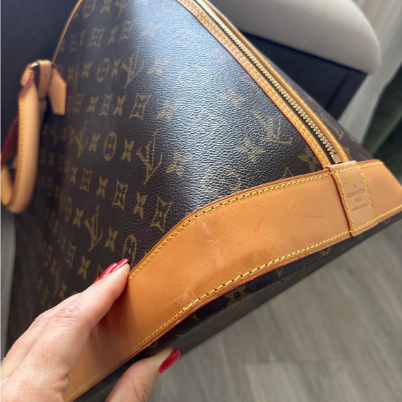 Authentic Louis Vuitton Alma Voyage MM travel unisex carry on - Picture 15 of 16